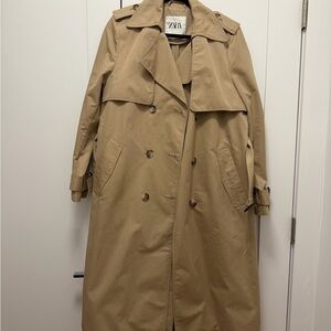 Zara Beige Outerwear
